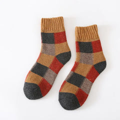 Men's 5-Pairs Thickened Wool Plush Retro Checker Socks